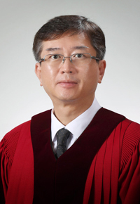 오영준 재판관
