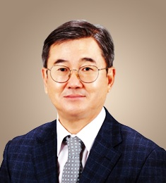 김용호 전 헌법재판소사무차장 사진